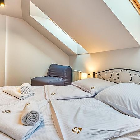 Apartamenty Centrum - Wyszynskiego 9 By Royal Aparts Swieradow-Zdroj Quarto foto