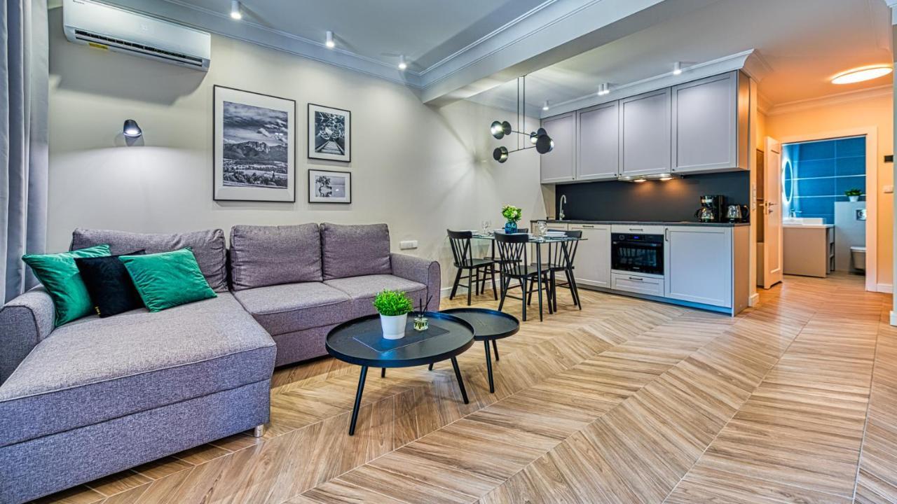 Apartamenty Centrum - Wyszynskiego 9 By Royal Aparts Swieradow-Zdroj Exterior foto