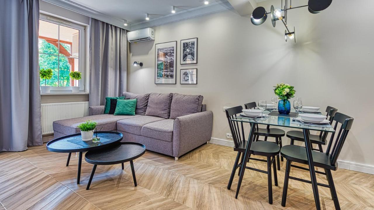 Apartamenty Centrum - Wyszynskiego 9 By Royal Aparts Swieradow-Zdroj Exterior foto