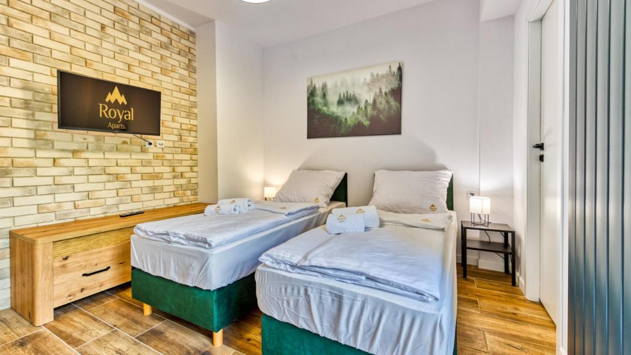Apartamenty Centrum - Wyszynskiego 9 By Royal Aparts Swieradow-Zdroj Exterior foto